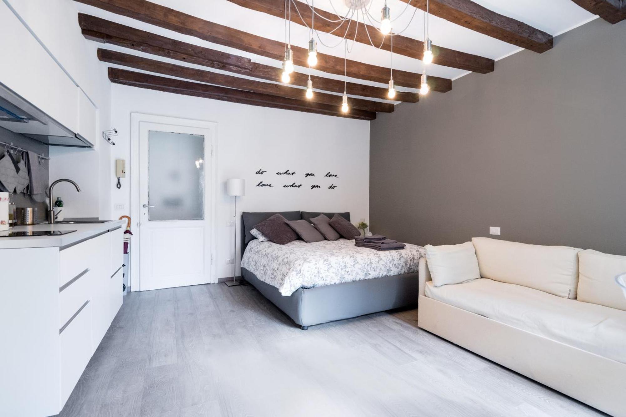 Navigli - Vigevano 45 & Casale 3A Studios Милан Экстерьер фото