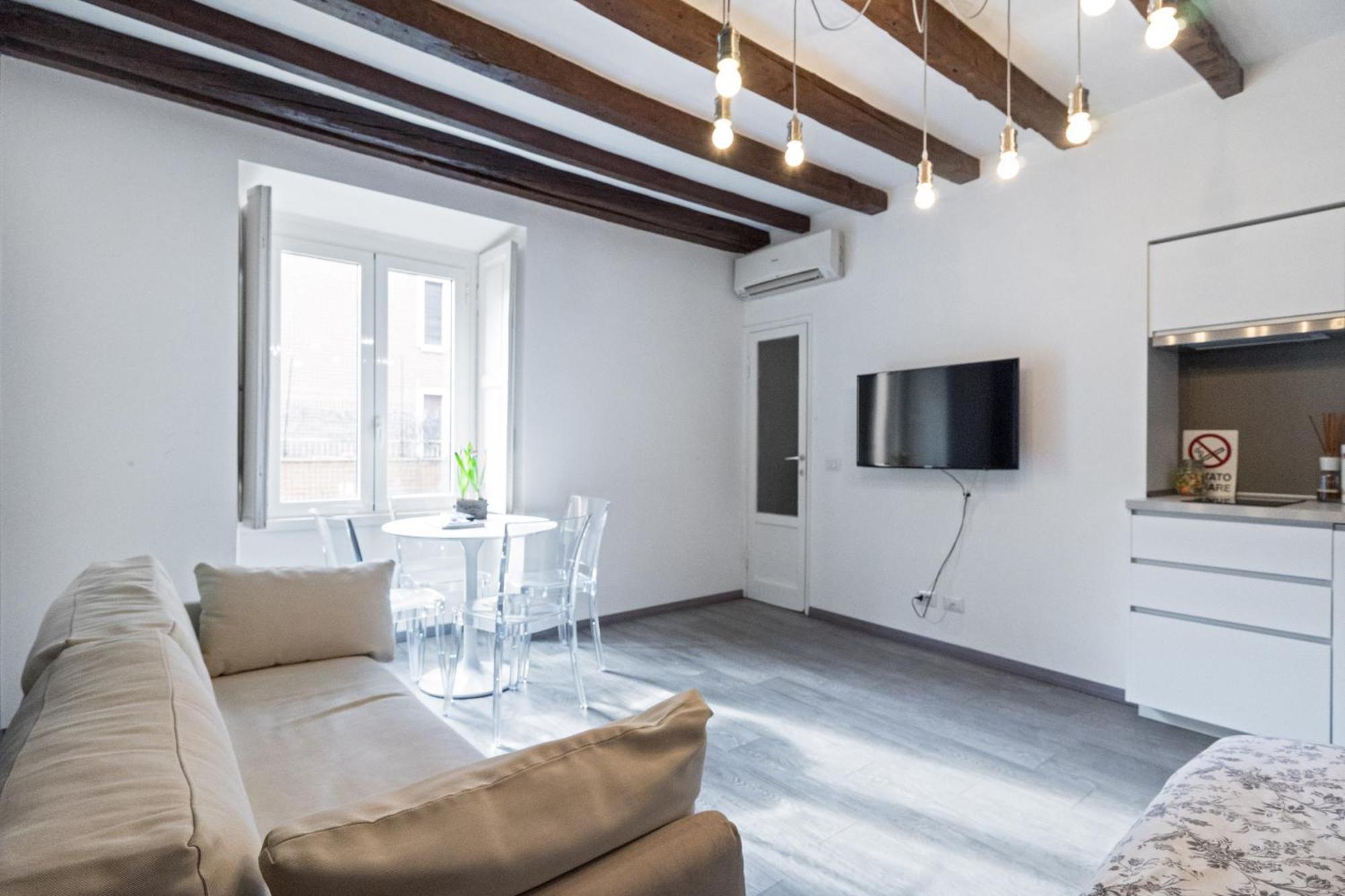 Navigli - Vigevano 45 & Casale 3A Studios Милан Номер фото